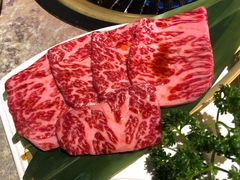 -炼火烤肉店