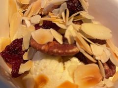 冰淇淋-澳门旅游塔360°旋转餐厅(南湾湖广场店)