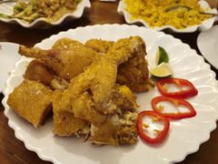 招牌炸鸡-伊萨娜印尼餐馆