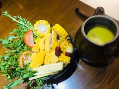 黄耳牛蒡素鸡汤物-十二舍·湯物素煮(江泰潤政店)