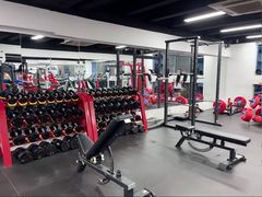-坚果健身24小时工作室(定西路店)