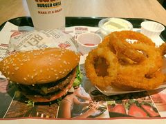 -The Habit Burger Grill 哈比特汉堡(复兴soho店)