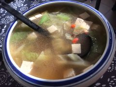 -八两八金·莱芜特色炒鸡(市南漳浦路店)