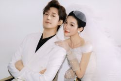 -卡兹摄影STUDIO婚纱摄影(文化路万达店)