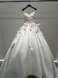 -南京宝娜嫁衣婚纱礼服馆(中央路店)