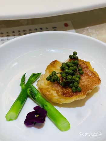 今天富贵了一把椰汁杏汁炖官燕