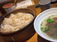 -馋三尺蟹粉小笼(人民广场店)