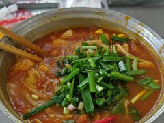 -铁锅哥米线