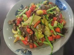 小炒黄牛肉-潇湘阁(昆泰国际大厦店)