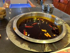 -重庆风光老灶火锅城(同德广场店)