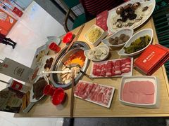 -季季红火锅(新建新城吾悦店)