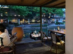 露天位-喜洲吧·江畔老船厂·庭院餐厅(喜临院店)