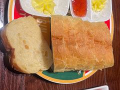 面包筐-马迭尔德式西餐精酿啤酒屋(中央大街店)