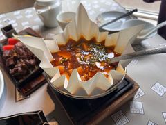 -穹六人间 people 6(岳阳路店)