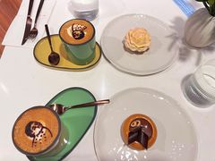 -潮一不贰·法式甜品·生日蛋糕·西式简餐(外滩店)