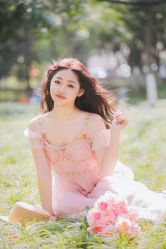 -onlygirl摄影美学馆高端定制(江滩店)