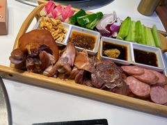 -老何二婶家铁锅炖·东北菜(白石洲店)