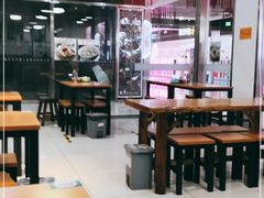 大堂-门框胡同百年卤煮(鸟巢店)