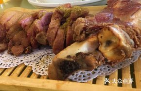 Crispy Pork Trotter