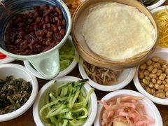 -包整·丝娃娃(甲秀楼景观店)