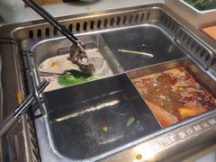 -巴渝瓦肆重庆鲜火锅(宝龙环湖店)