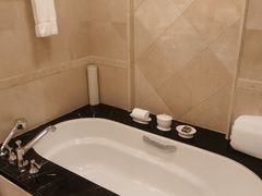 -广州富力丽思卡尔顿酒店