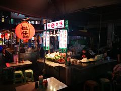 -六合夜市