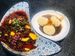 -万重锦·人文川菜馆(骡马市店)