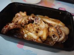 -臻鲜燕海鲜融合餐厅(金陵style店)