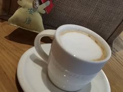 -星巴克臻选(南京金茂览秀城店)