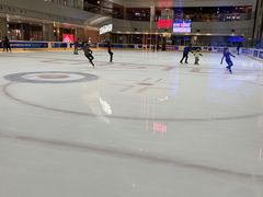 -冰堡国际溜冰场(观澜湖新城MHMALL店)