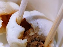 肉包-红帽叔叔包子