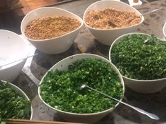 -肖肖酸萝卜鱼火锅(总店)