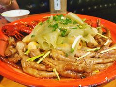 鸡爪-炉小二铜锅牛蛙•川湘菜(三里屯店)