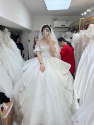 -NaNa婚纱礼服馆