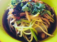 -烤肉小伙烤肉店