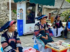 -高荡千年布依古寨旅游景区