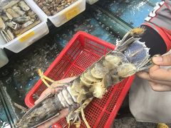 -拉威海鲜市场