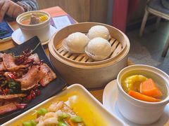 -隔壁老王·家常云南菜(花巷店)