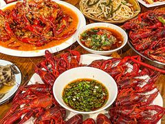 -李双猪·小龙虾·烧烤·羊肉煲(乐山店)