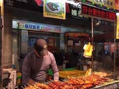 -六合夜市