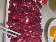 鲜牛肉-左庭右院鲜牛肉火锅(浦江欢乐颂店)