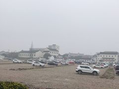 -新场古镇-停车场