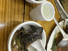 -山妹子铁锅炖