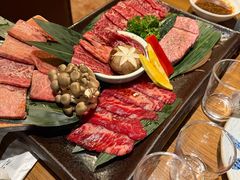 -炼火烤肉店