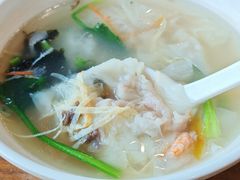鲜肉大馄饨-县前头汤圆店