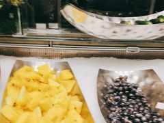 -金滏山烤肉·海鲜·火锅自助餐厅(襄阳万达店)