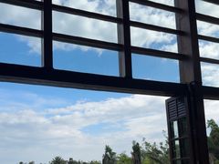 -亚龙湾喜来登·美景台大堂吧