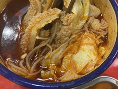 鹏式茶缸肚-蚝火爆·烧烤餐厅