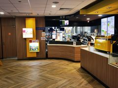 -麦当劳(保利若比邻店)